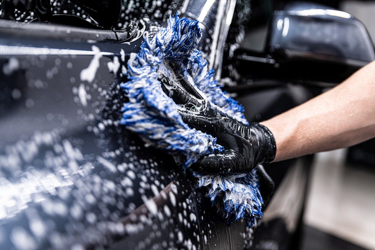 washing car to prevent rust